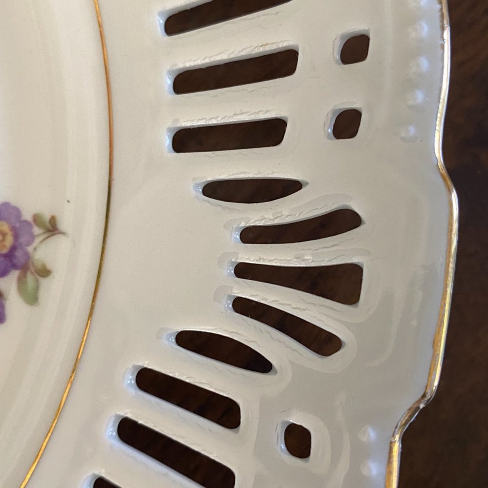 Germany Porcelain Vintage Reticulated White Plate w/Bright Multico - BJL - Picture 4 of 4